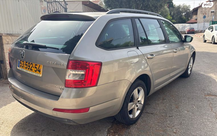 סקודה אוקטביה 