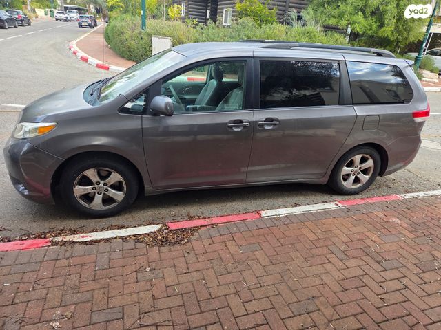 טויוטה סיינה