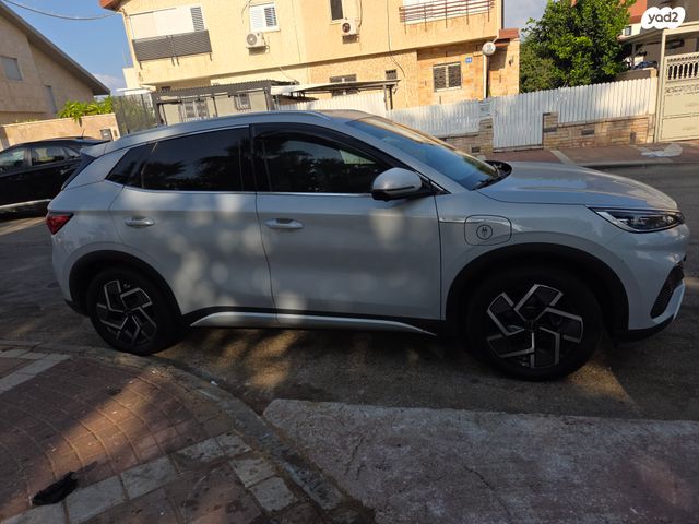 מודעת רכב בי.ווי.די אטו 3