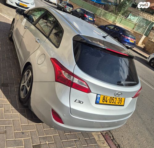 יונדאי i30