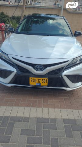 טויוטה קאמרי