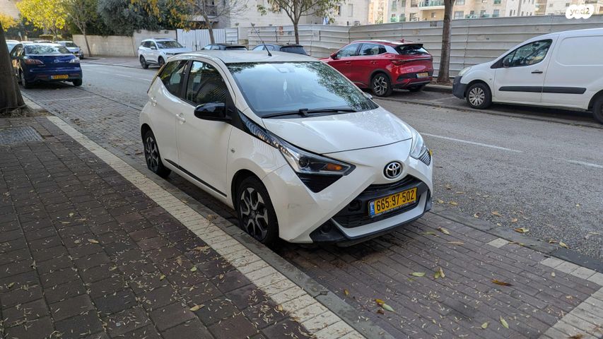 מודעת רכב טויוטה אייגו