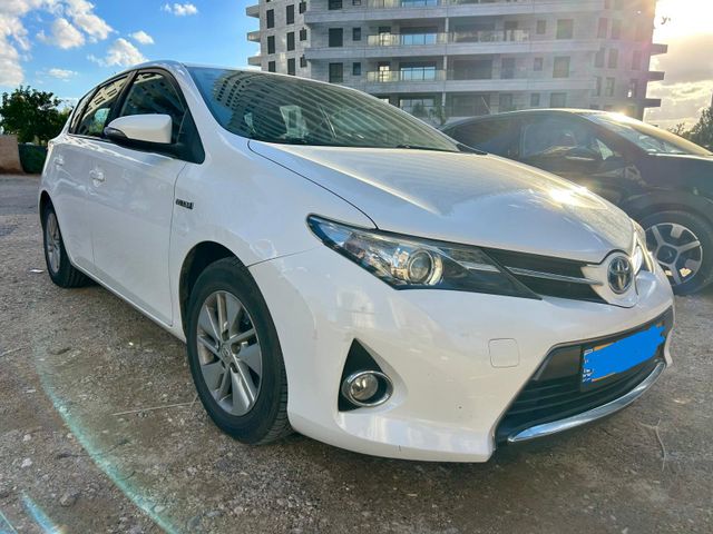 מודעת רכב טויוטה אוריס