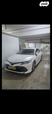 טויוטה קאמרי