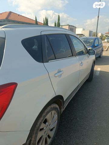 מודעת רכב סוזוקי קרוסאובר