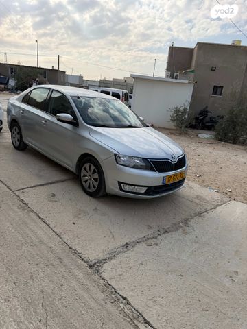 סקודה ראפיד