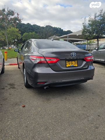 טויוטה קאמרי