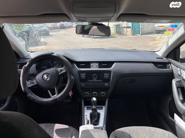 סקודה אוקטביה 