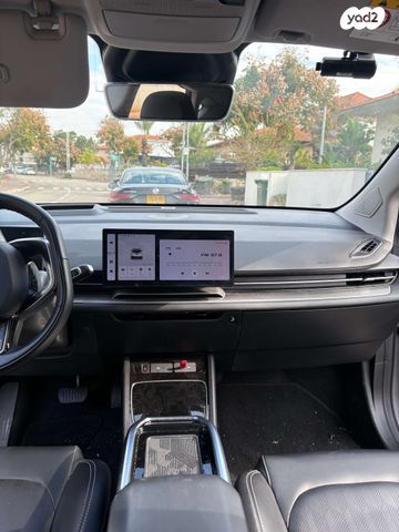 מודעת רכב ג׳ילי Geometry C