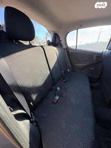 טויוטה יאריס