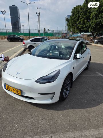 מודעת רכב טסלה מודל 3