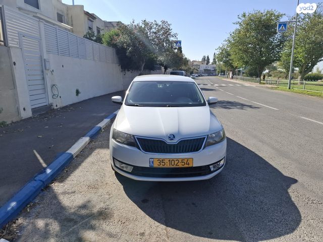 סקודה ראפיד