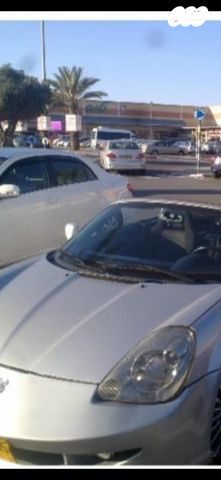 מודעת רכב טויוטה MR 2