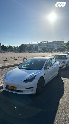טסלה מודל 3