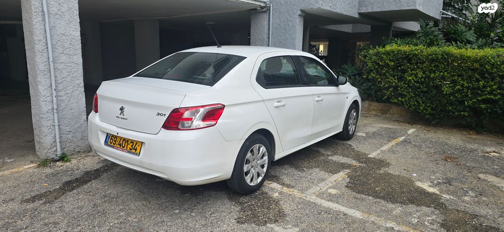 מודעת רכב פיג'ו 301