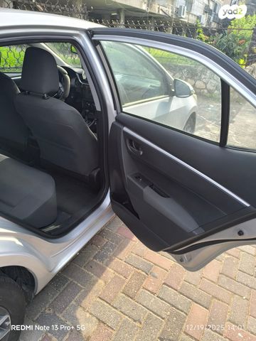 טויוטה קורולה