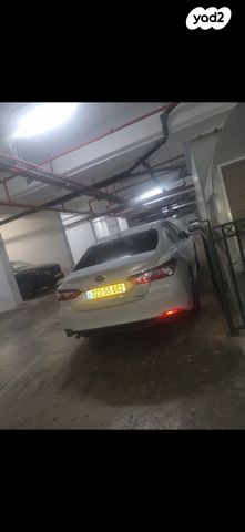 טויוטה קאמרי