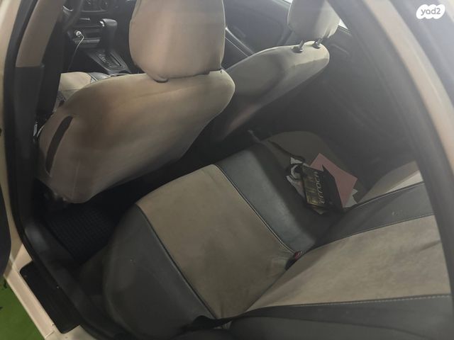 ניסאן אלמרה