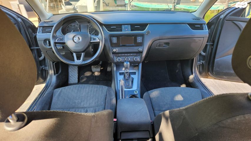 סקודה אוקטביה 