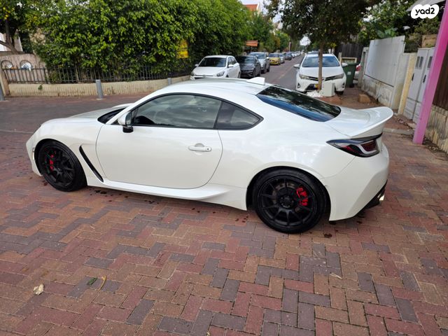 מודעת רכב סובארו BRZ