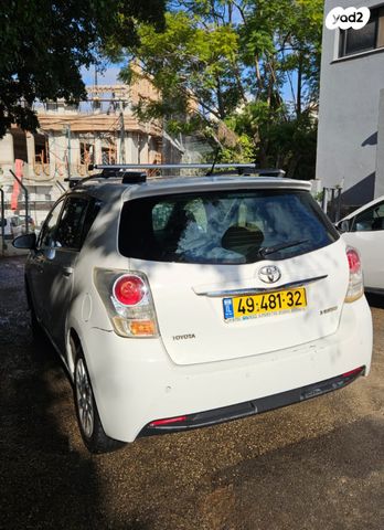 מודעת רכב טויוטה ורסו