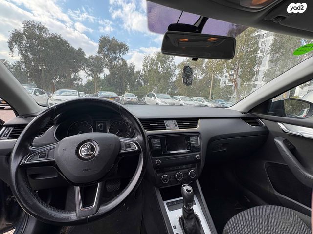 סקודה אוקטביה 