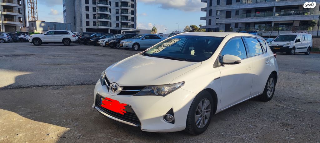 טויוטה אוריס