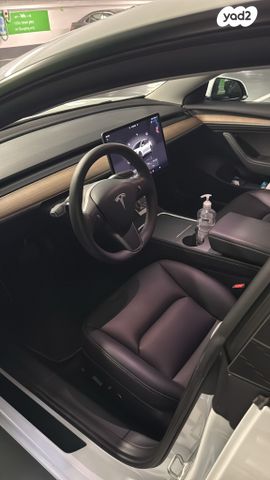 טסלה מודל 3