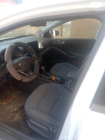 יונדאי איוניק