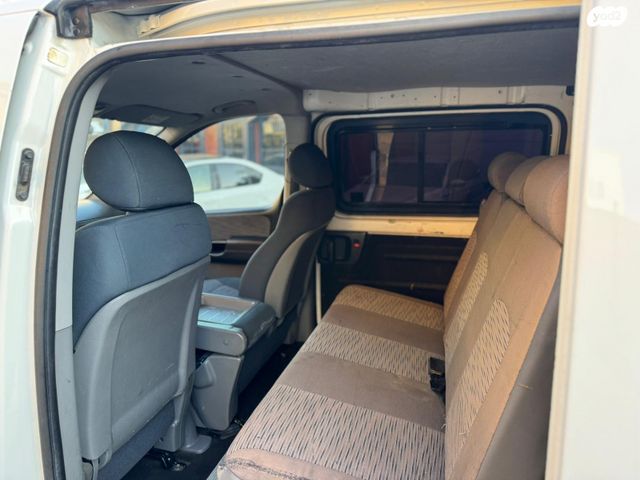 יונדאי H-1 / i800