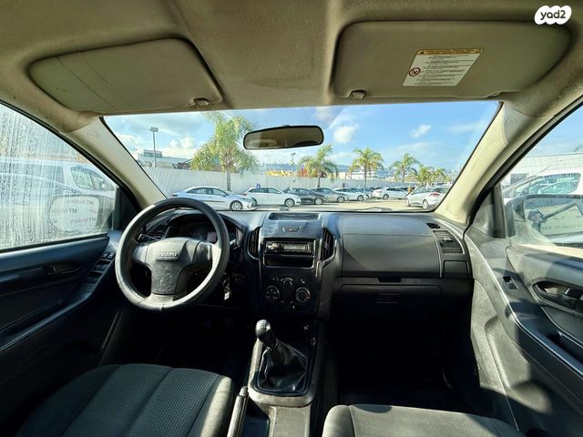 איסוזו די-מקס