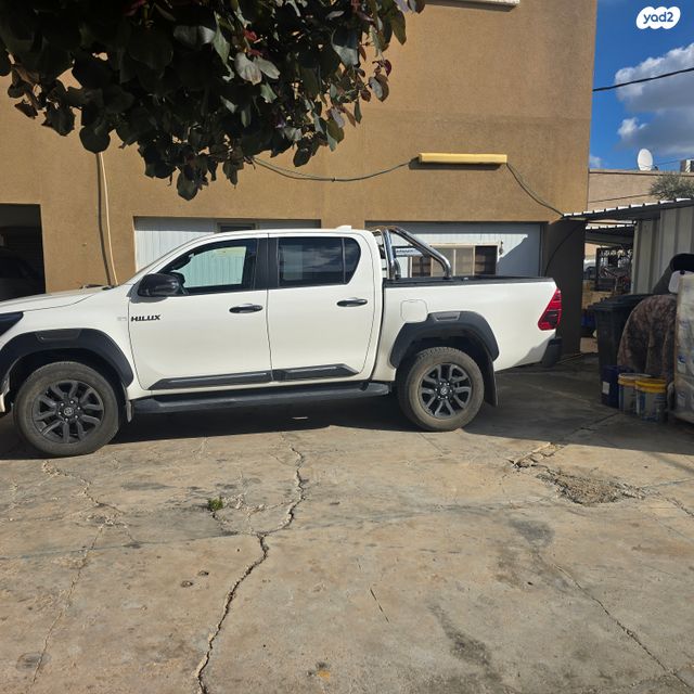 מודעת רכב טויוטה היילקס