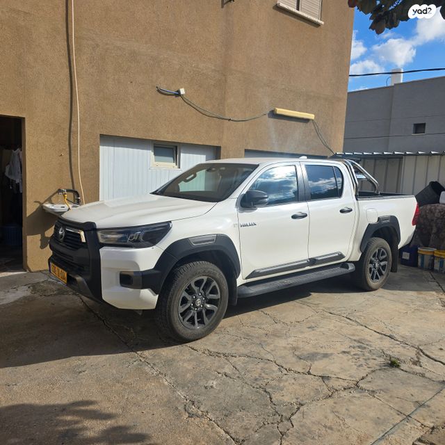 טויוטה היילקס