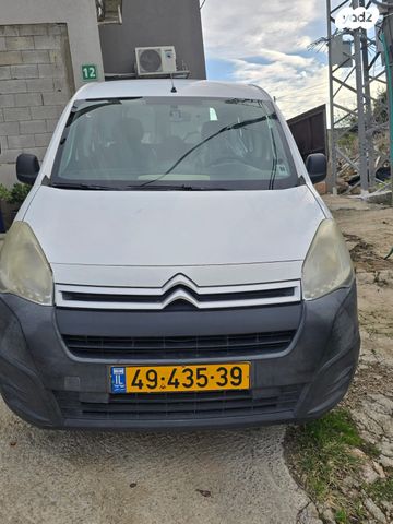 מודעת רכב סיטרואן ברלינגו