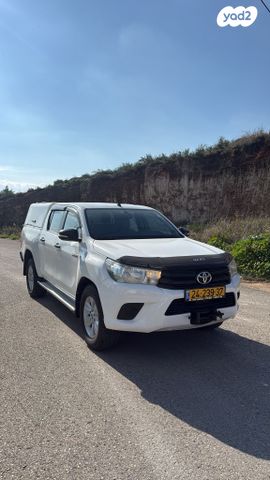 מודעת רכב טויוטה היילקס