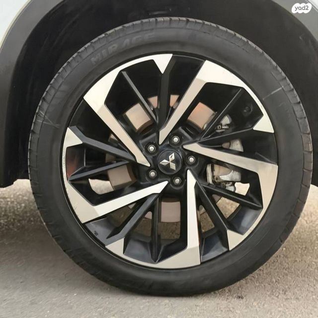 מיצובישי אאוטלנדר