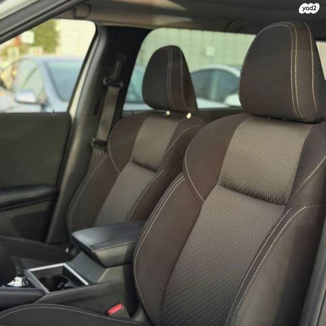 מיצובישי אאוטלנדר