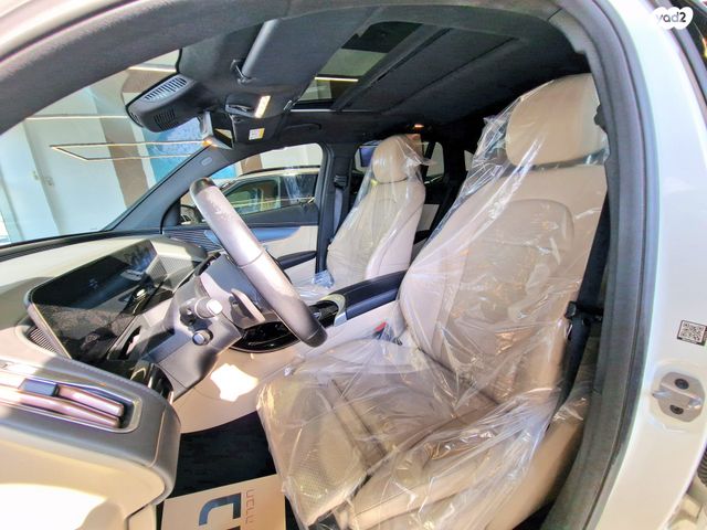 מרצדס-בנץ EQC