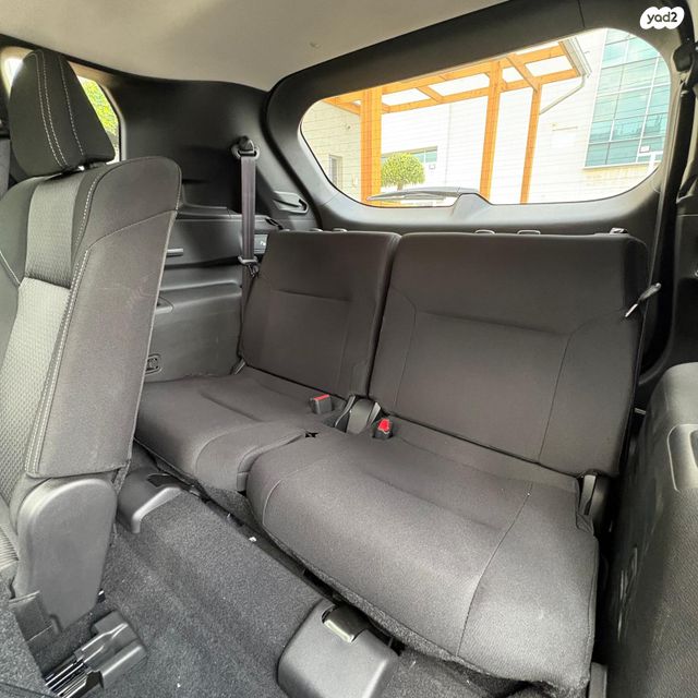 מיצובישי אאוטלנדר