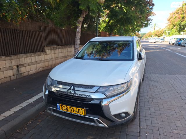 מודעת רכב מיצובישי אאוטלנדר