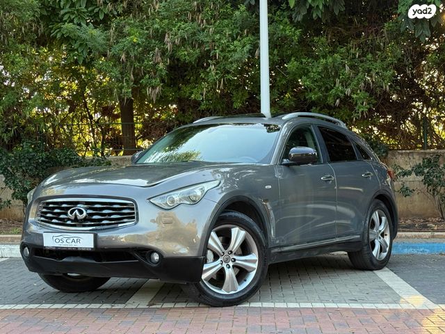 אינפיניטי FX37