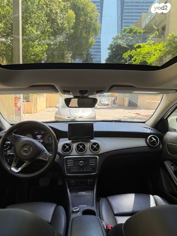 מרצדס-בנץ GLA