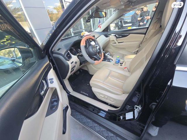 ניסאן אקס טרייל