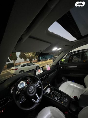 מודעת רכב מאזדה CX-5