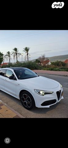 מודעת רכב אלפא רומיאו סטלביו