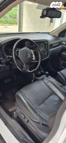 מיצובישי אאוטלנדר