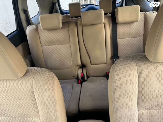 מיצובישי אאוטלנדר