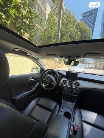 מרצדס-בנץ GLA