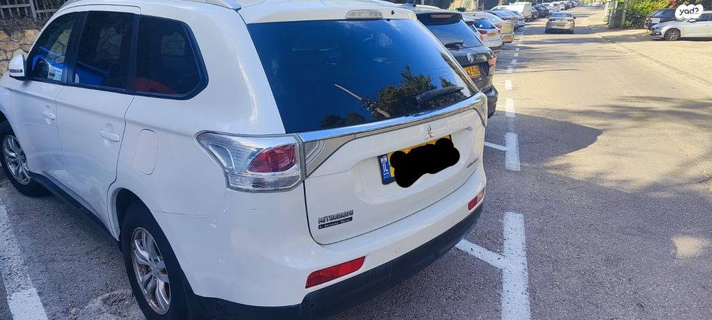 מיצובישי אאוטלנדר