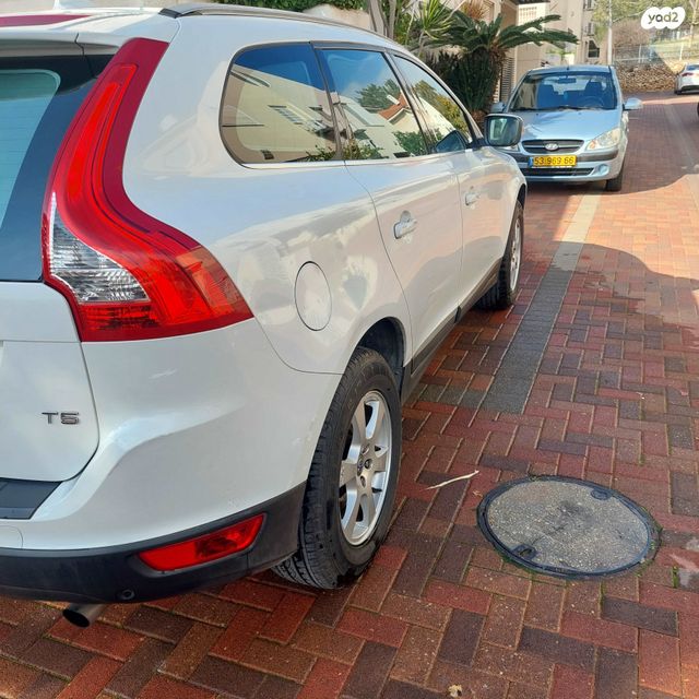 מודעת רכב וולוו XC60